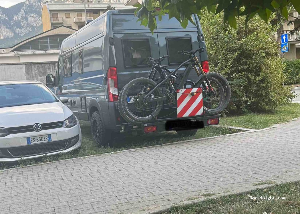 (23900) Lecco - 15 Via dell'Isola — foto 4