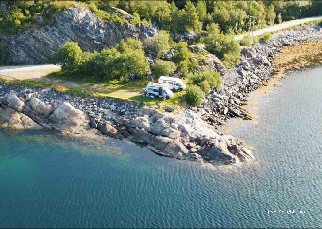 (7777)  - Sekundær Fylkesveg 215 — foto 3