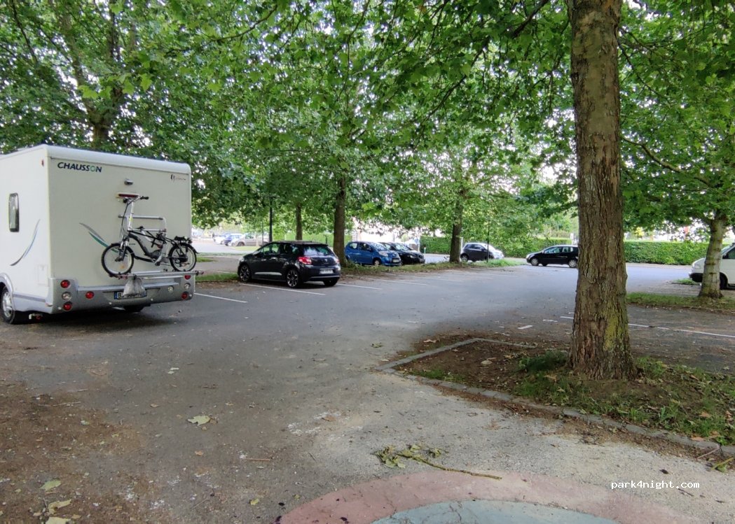 (28000) Chartres - 2 Rue Georges Brassens — foto 2