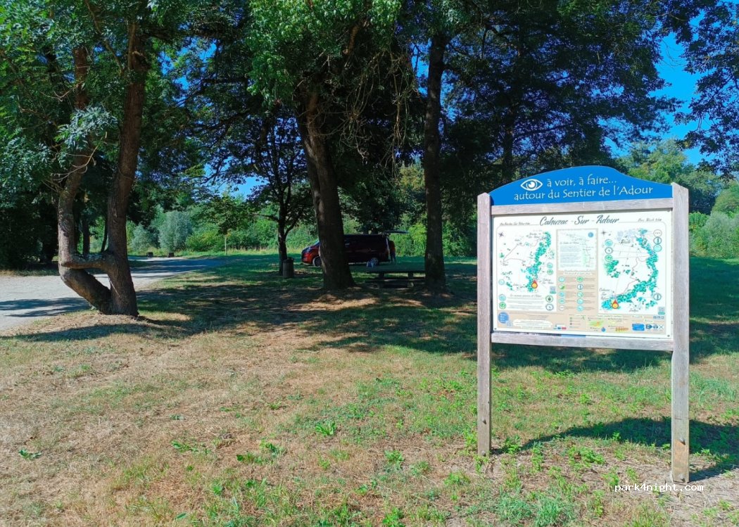 (32400) Cahuzac-sur-Adour - 2 D180 — foto 4