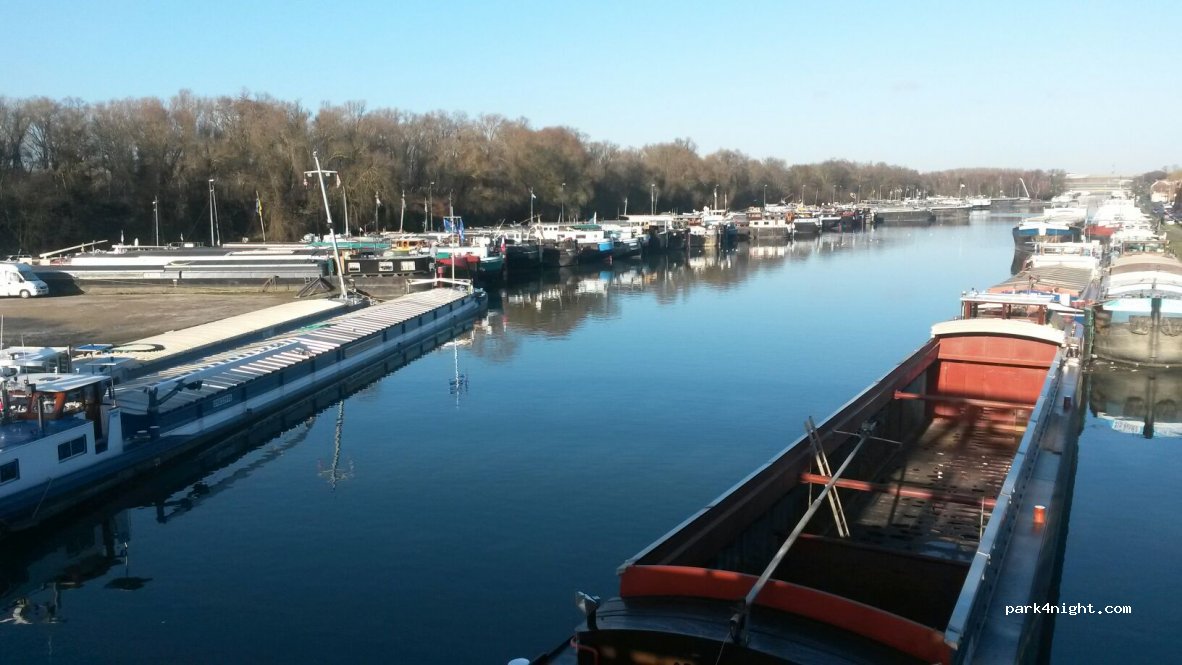 (59500) Douai - Rue Rhin et Danube — foto 2