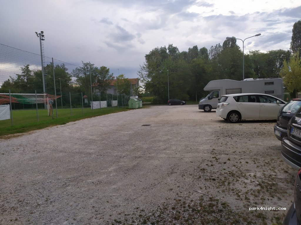 (33052) Strassoldo - 8 Via Torat — foto