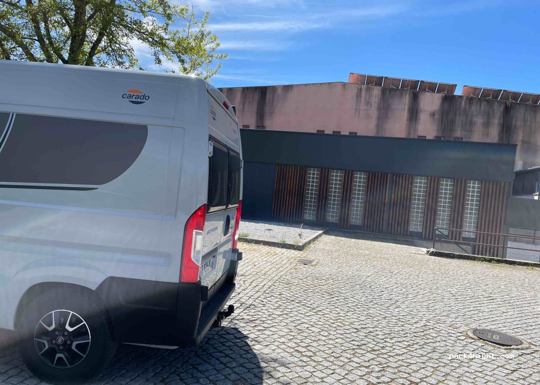 (5450) Mesão Frio - 38 Avenida Doutor Carlos Alberto de Sousa — foto 4