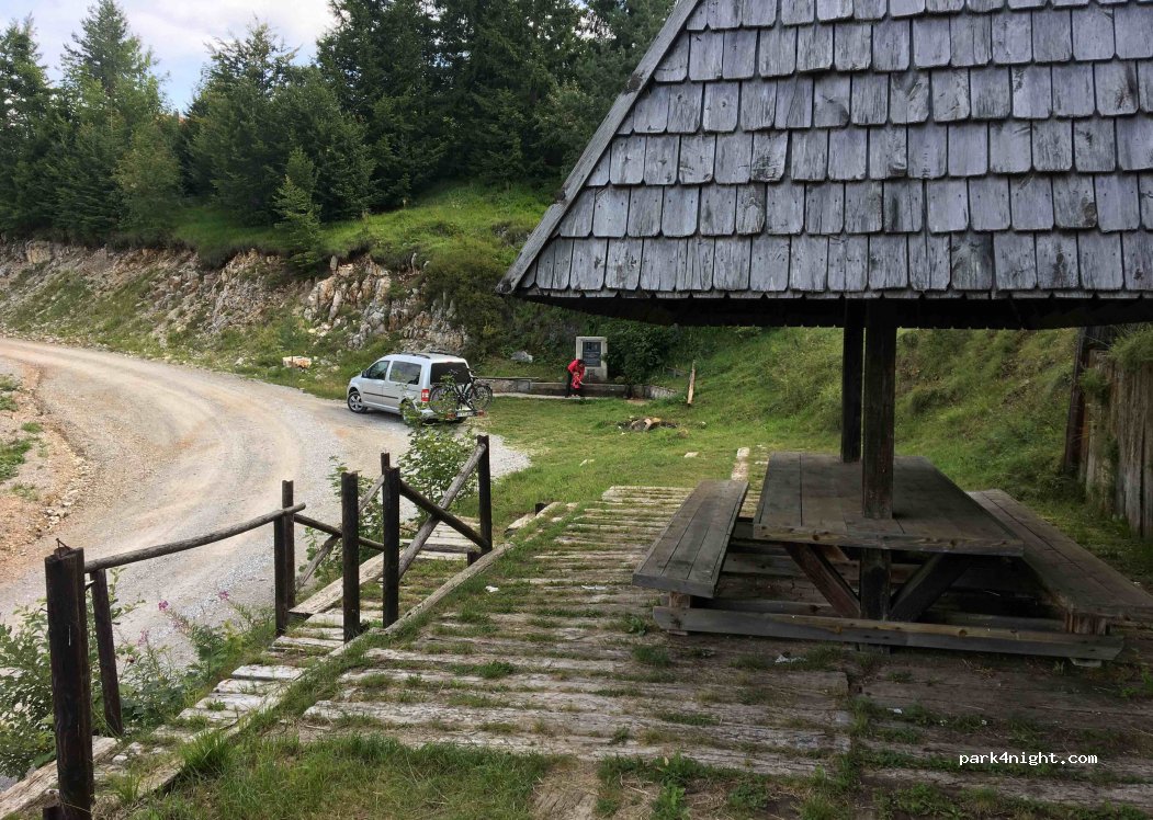 (31243) Mokra Gora - Unnamed Road — foto