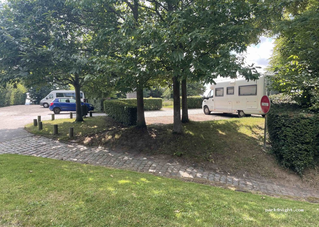 (59670) Cassel - 1 Voie Communale du Château — foto 4