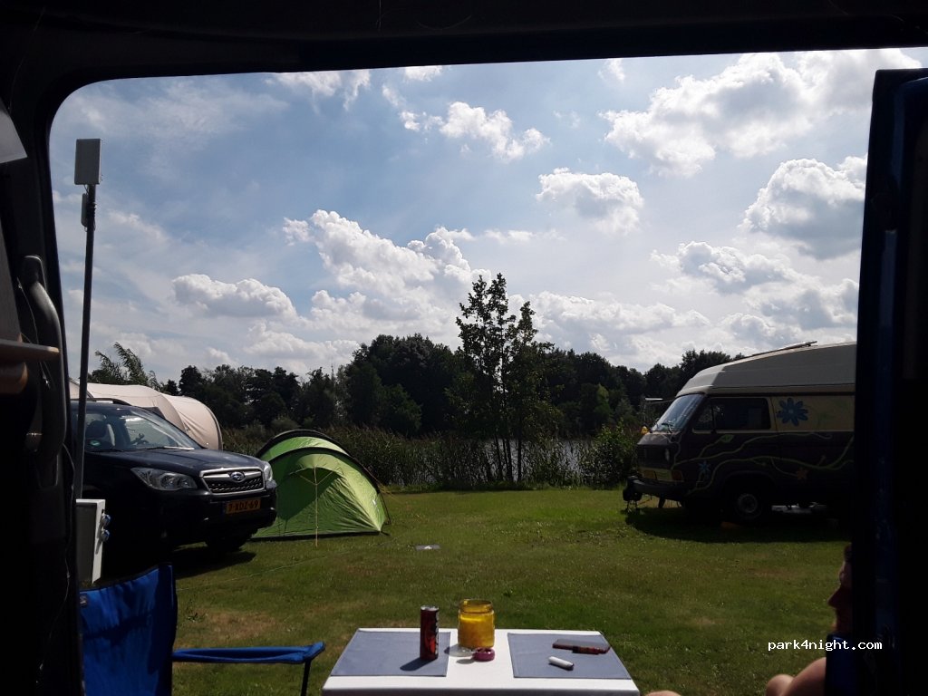 Natuurbad en Camping Engelbert (Groningen) (ook trekkershutten) — foto