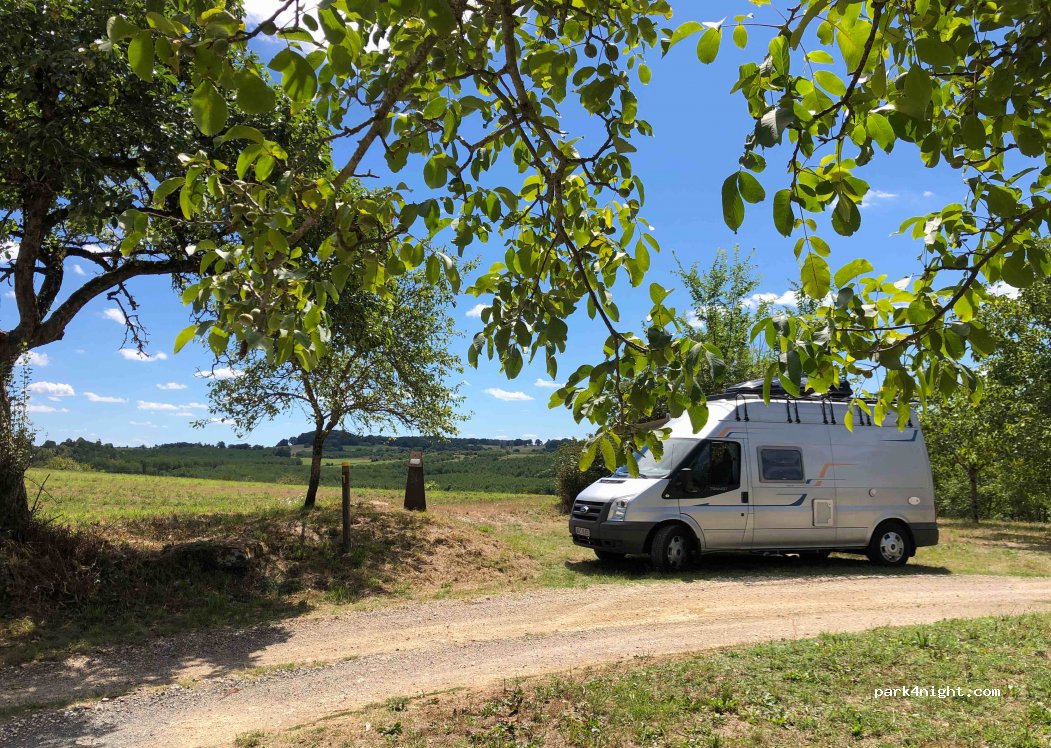 (24390) Granges-d'Ans - Unnamed Road — foto