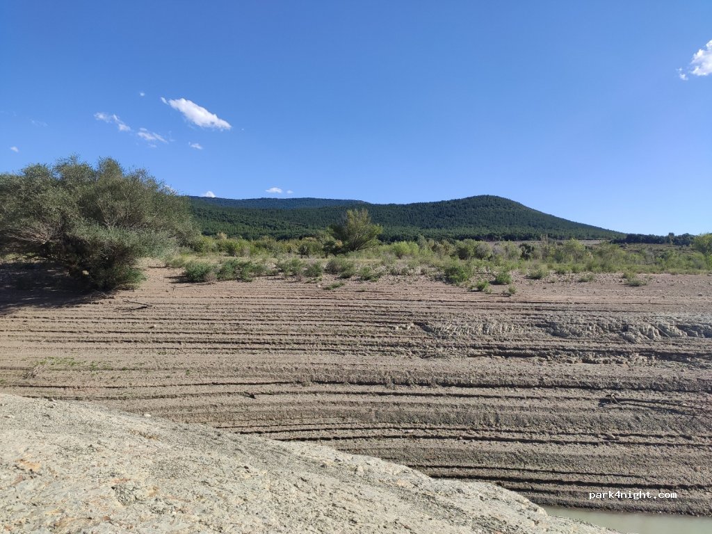 (50682) Sigüés - Unnamed Road — foto 3