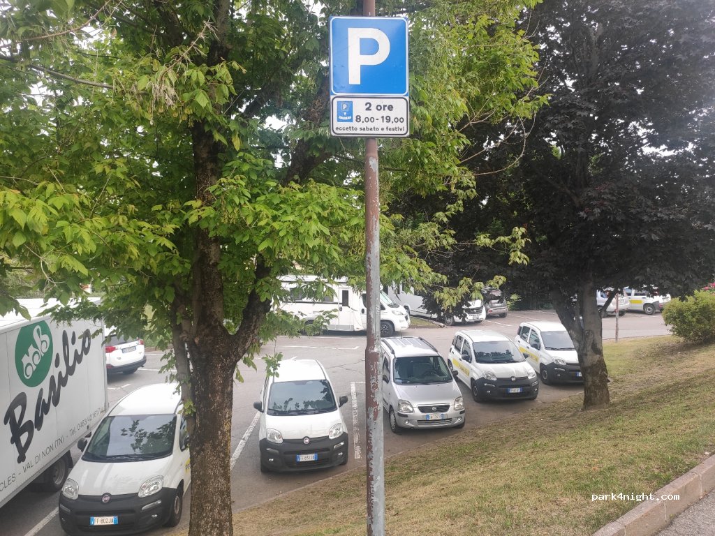 (38023) Cles - Via Alcide De Gasperi 52 — foto 2