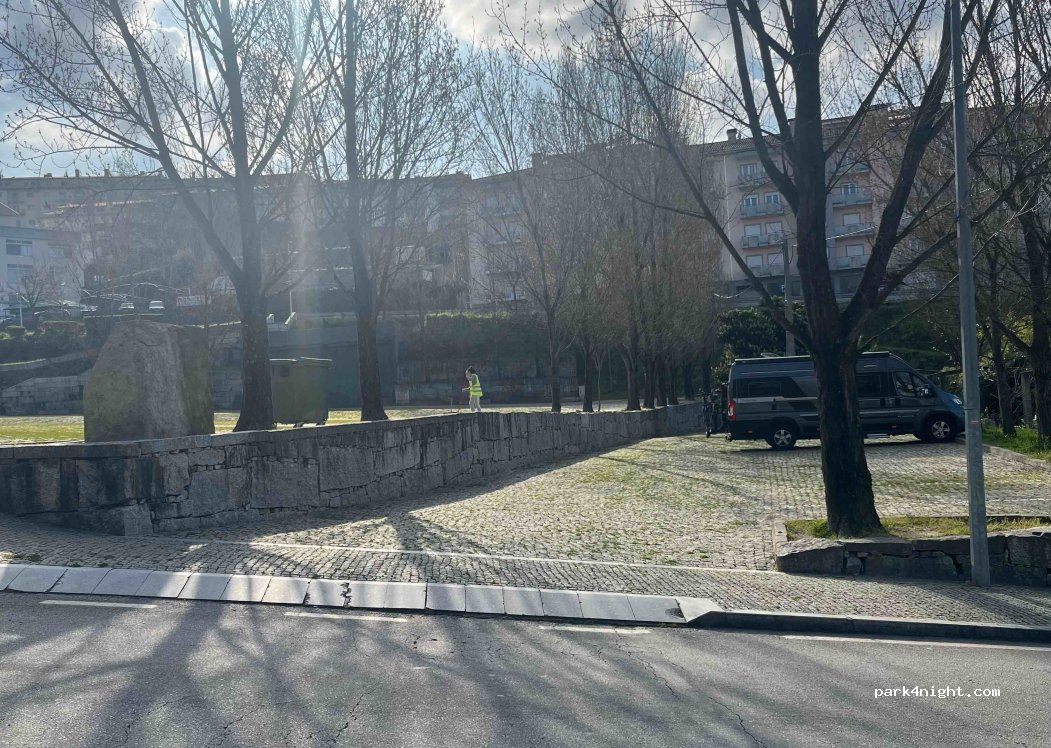 (3600) Castro Daire - 6 Rua Cabine — foto 4