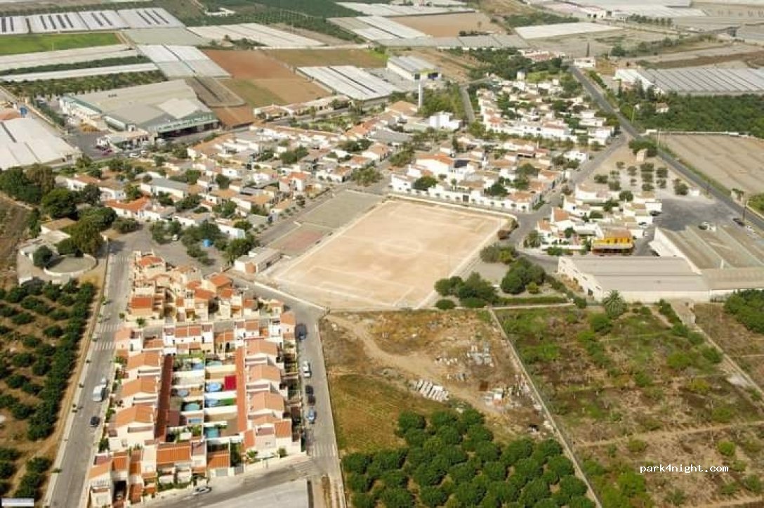 (18600) Puntalón - 1 Plaza Río Guadalquivir — foto 2