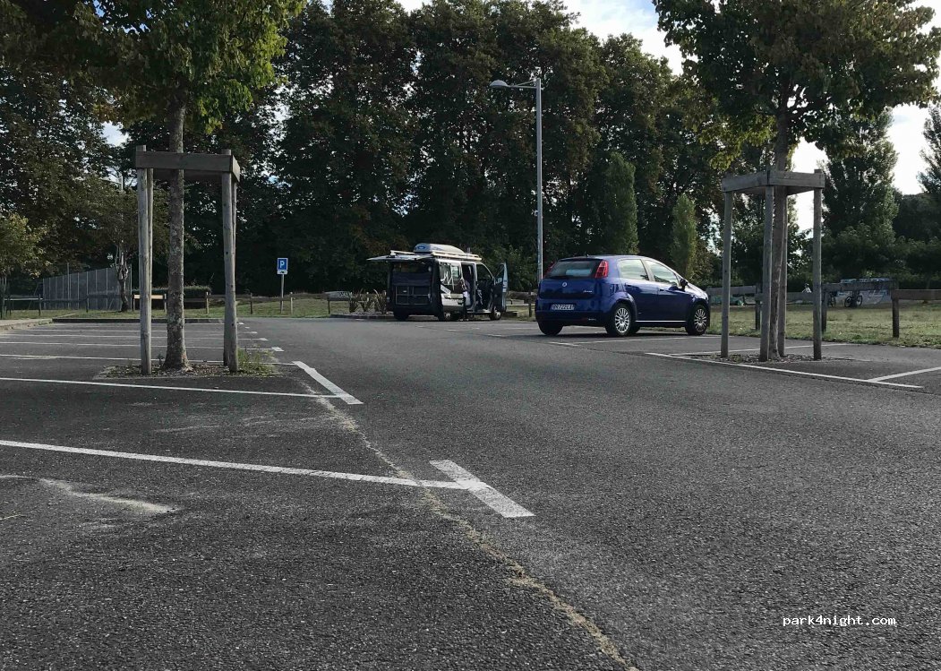(40230) Saint-Vincent-de-Tyrosse - 240 Route de Tosse — foto