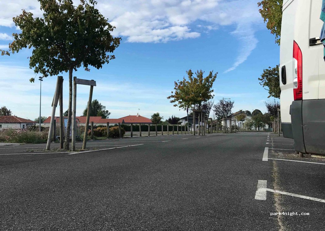 (40230) Saint-Vincent-de-Tyrosse - 240 Route de Tosse — foto 3