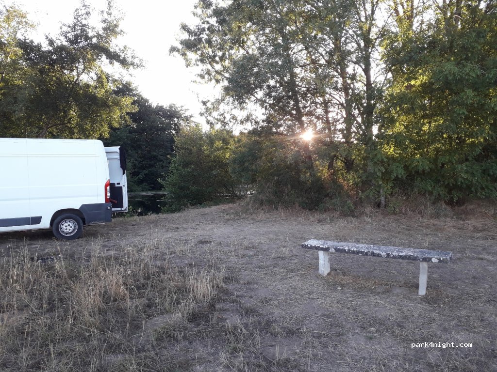 (36220) Néons-sur-Creuse - D95 — foto