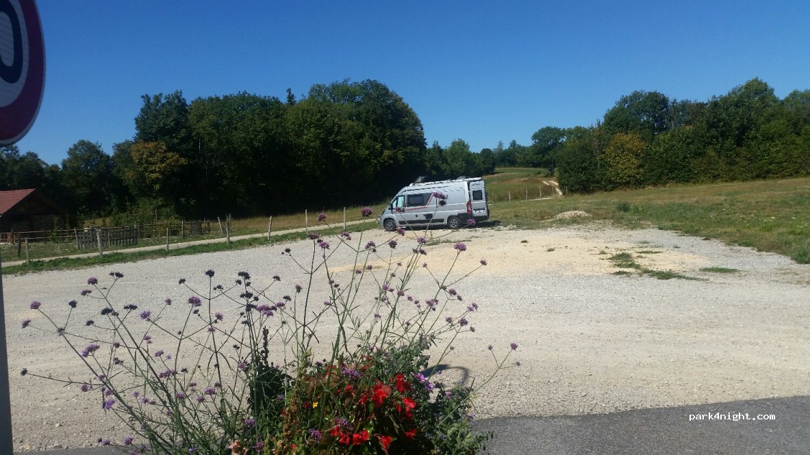 (39130) Fontenu - 3 Champs du Puits — foto