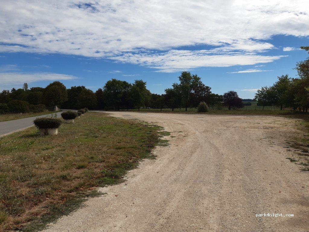 (16170) Mareuil - 1 Rue des Epinees — foto