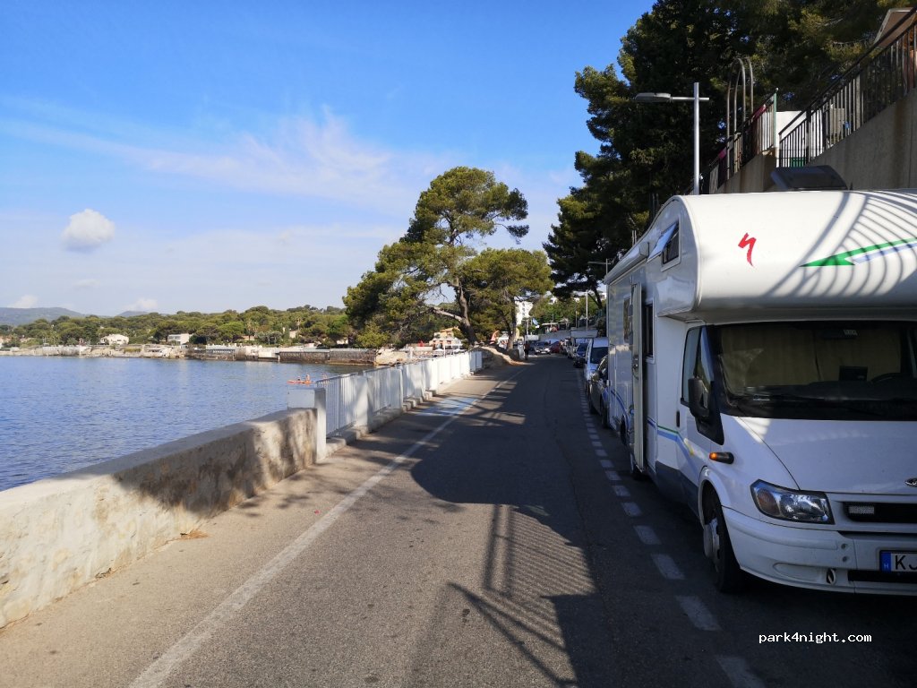 (13600) La Ciotat - Corniche Arène Cros — foto