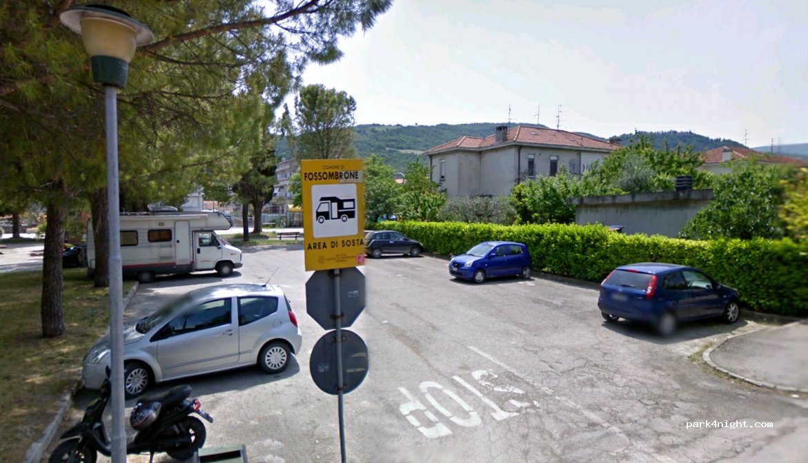 (61034) Fossombrone - 16-26 Viale Mauro Saraceni — foto