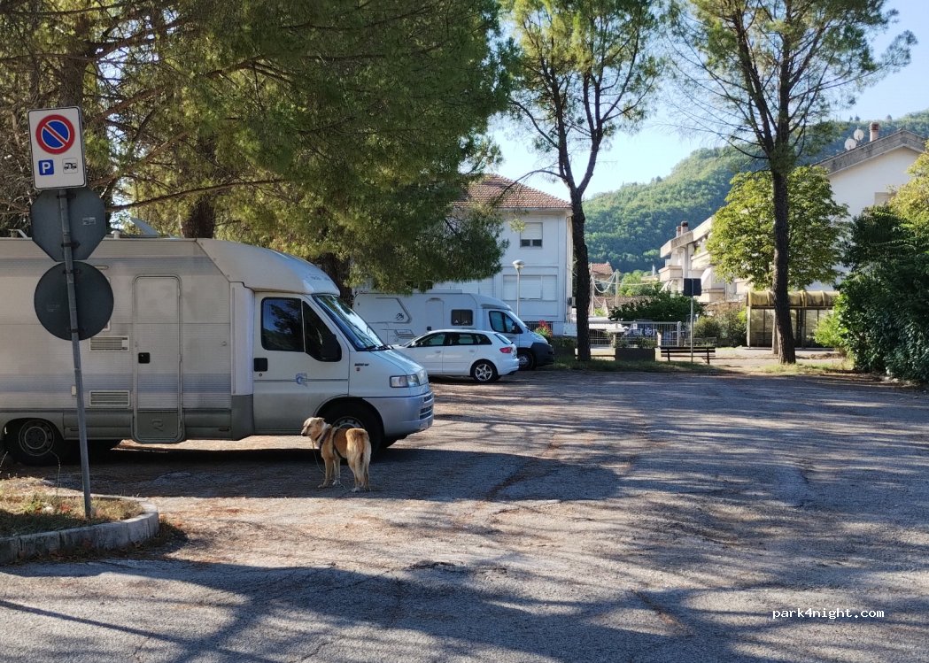 (61034) Fossombrone - 16-26 Viale Mauro Saraceni — foto 3