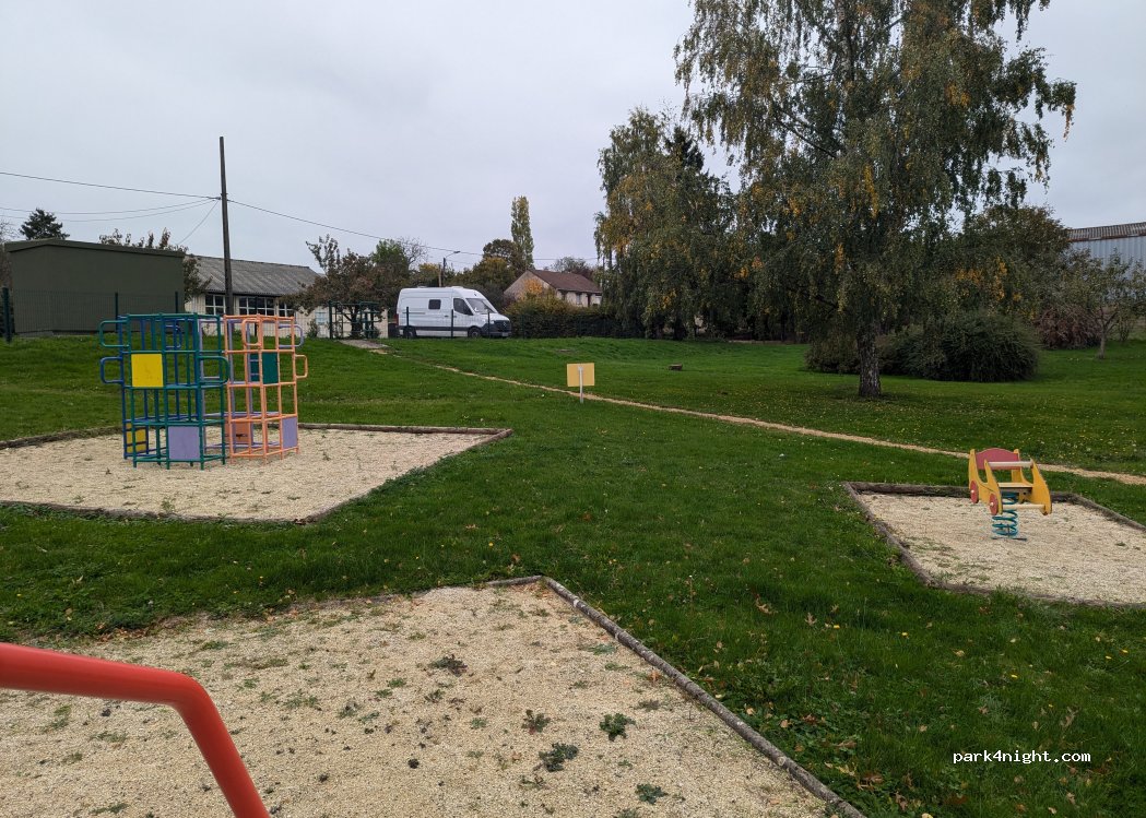 (08430) Villers-le-Tilleul - 4 Rue du Rond Buisson — foto 3