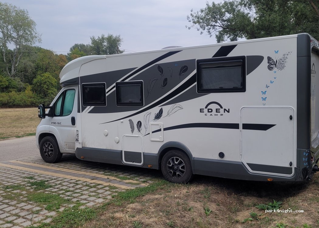 (6900) Makó - 11 Szundi Jenő utca — foto 4