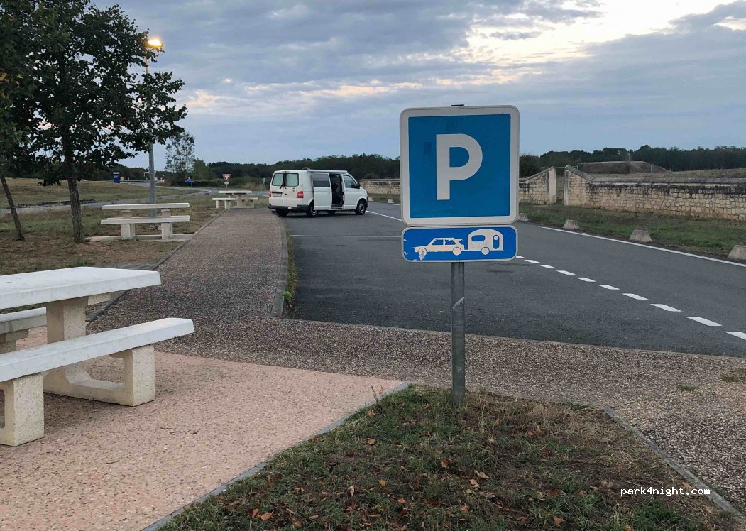 (33910) Saint-Denis-de-Pile - La Transeuropéenne — foto