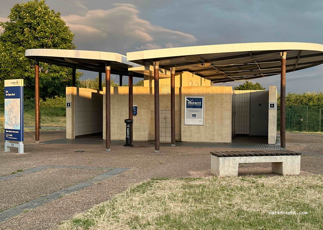 (33910) Saint-Denis-de-Pile - La Transeuropéenne — foto 2