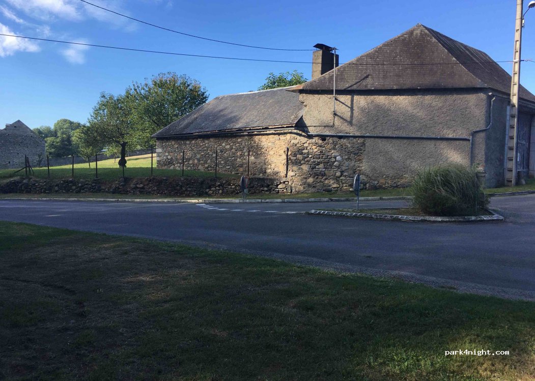 (65250) Lortet - La Carrère Débat — foto 2