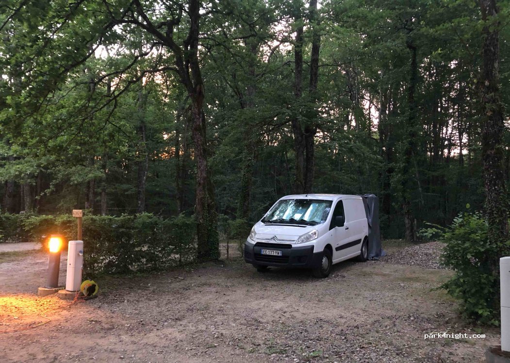 Camping Municipal La Grange du Pin — foto