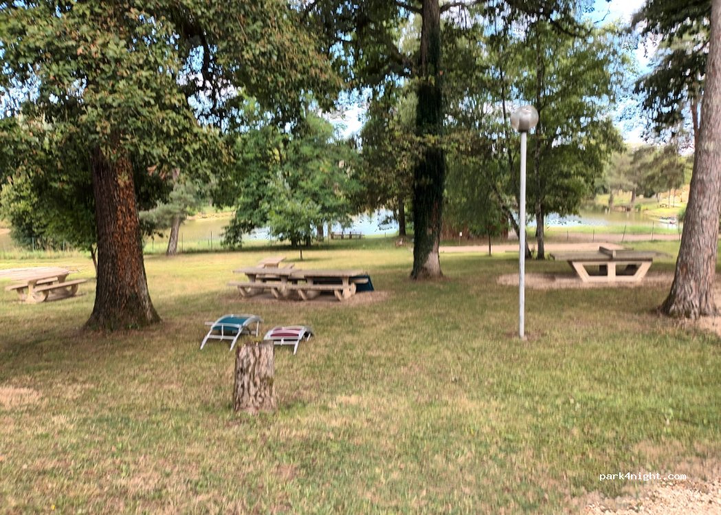 Camping Municipal La Raza*** — foto 4