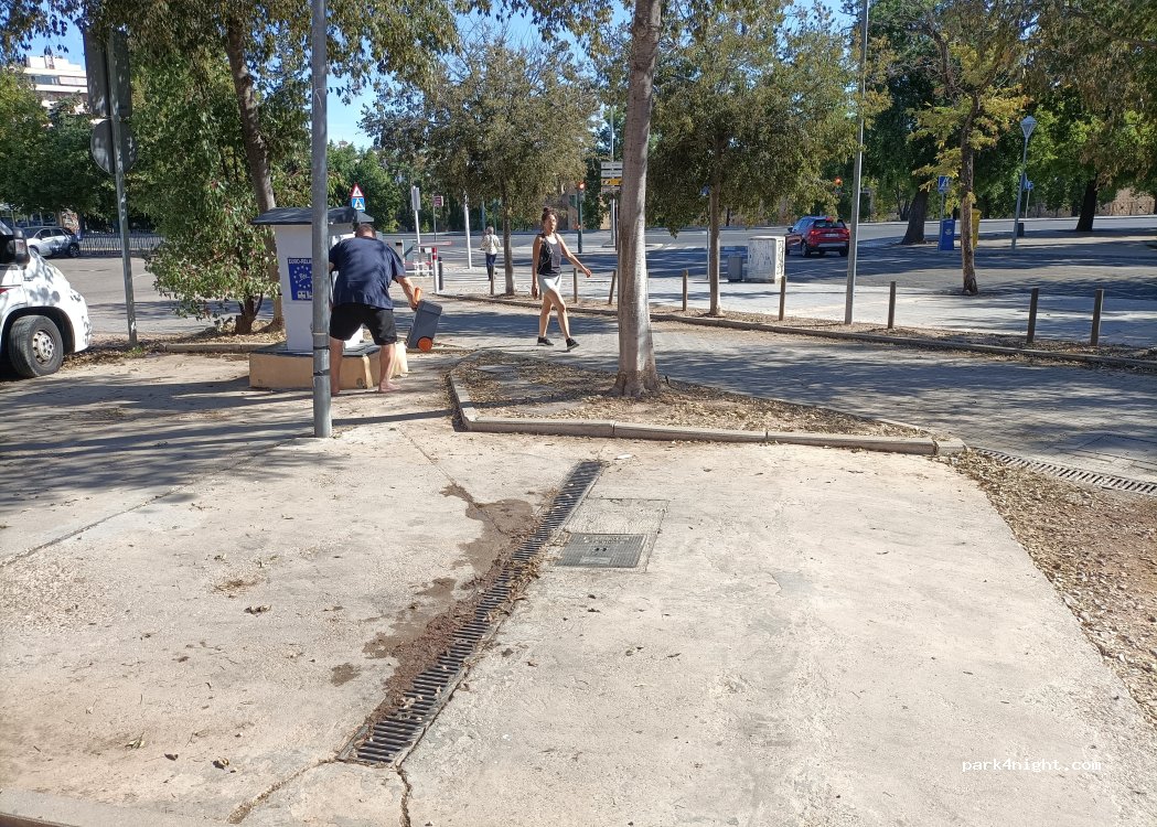 Área de Autocaravanas de Córdoba — foto 5