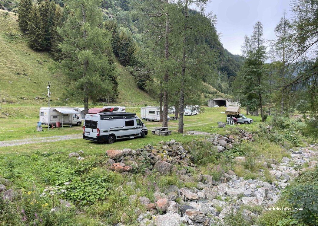 Area Attrezzata Località Giare — foto 4