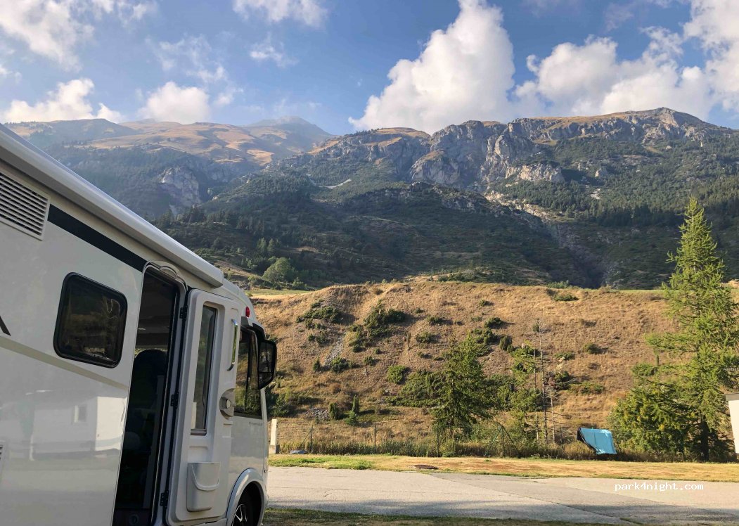 Camping caravaneige de Lanslevillard*** — foto