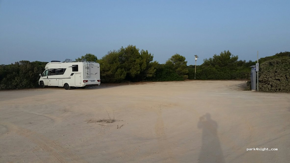 (09011) Calasetta - Via Salina — foto