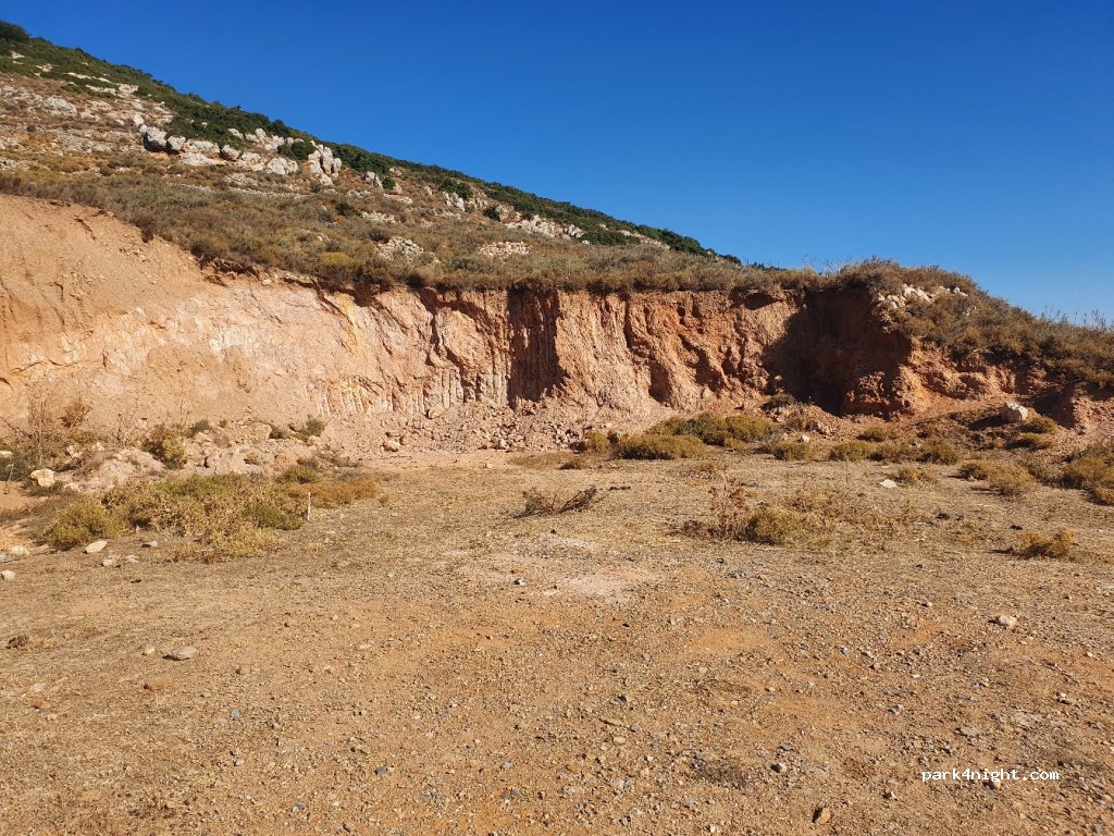 (230 71) Anatoliki Mani - Unnamed Road — foto