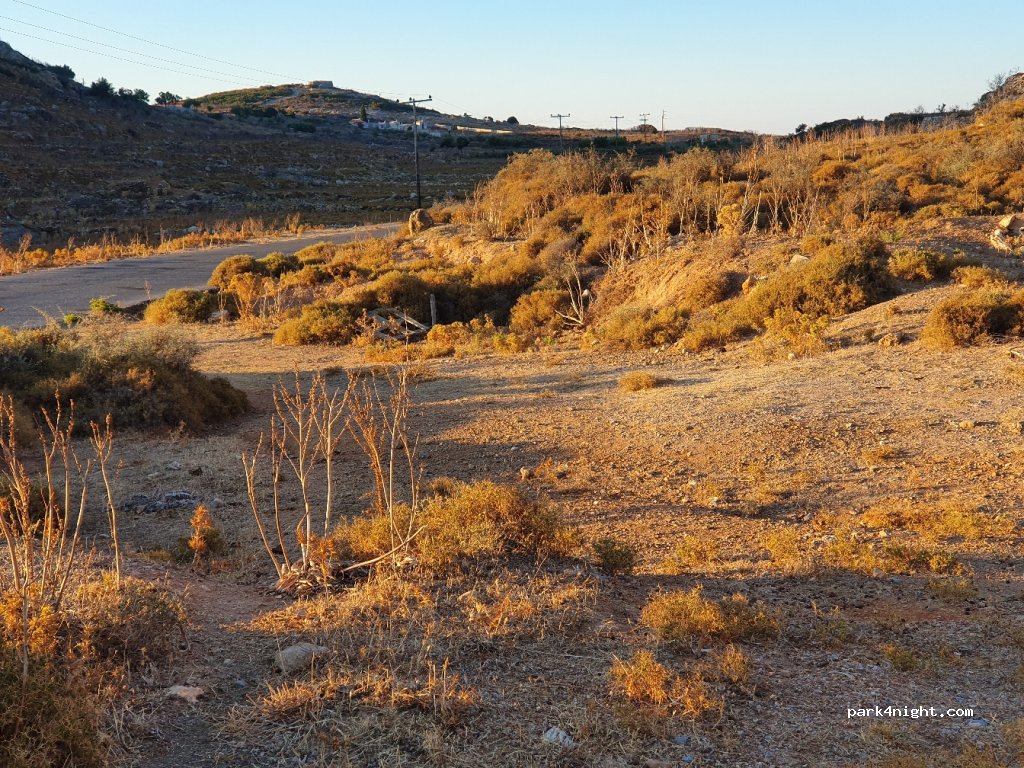 (230 71) Anatoliki Mani - Unnamed Road — foto 2