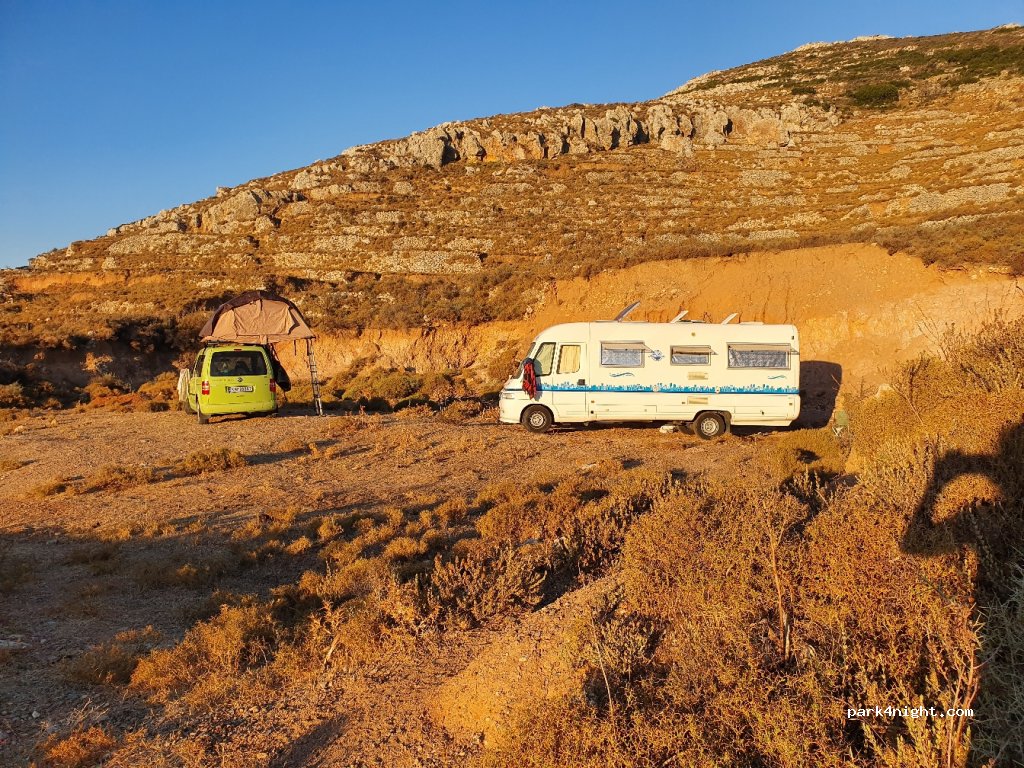 (230 71) Anatoliki Mani - Unnamed Road — foto 3