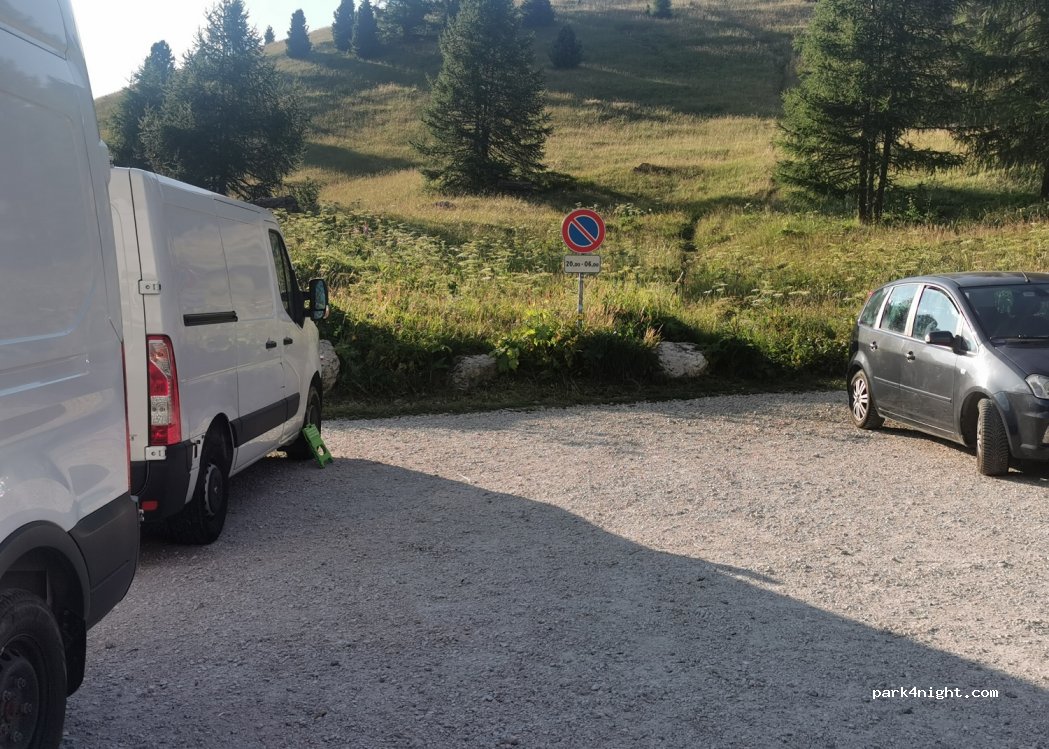 (39048) Selva di Val Gardena - Passo Gardena — foto