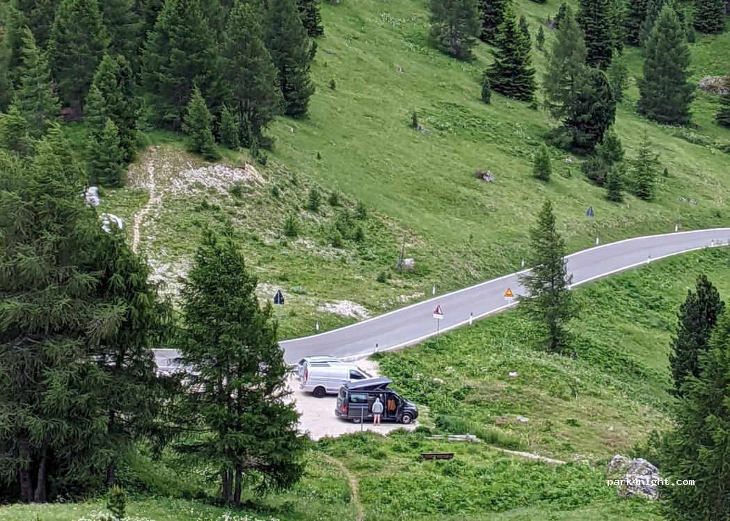 (39048) Selva di Val Gardena - Passo Gardena — foto 2