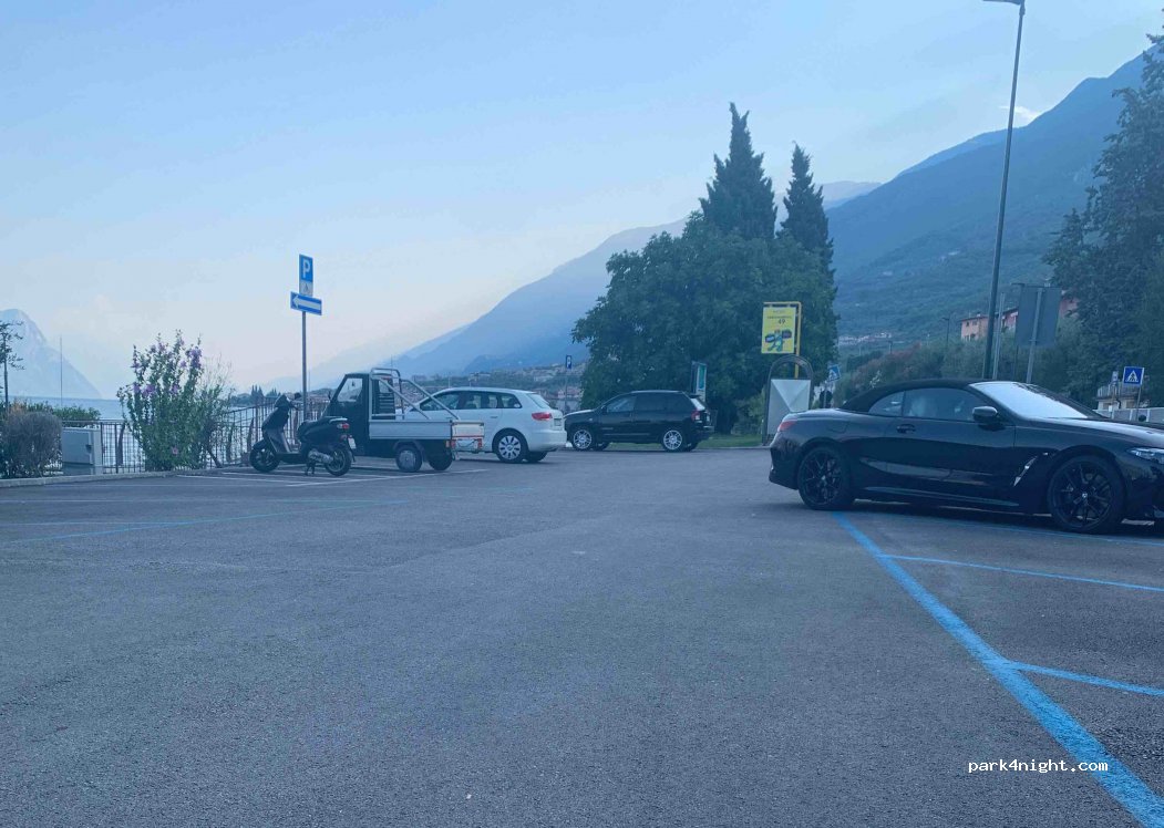 (37010) Brenzone sul Garda - 32 Via G. Zanardelli — foto