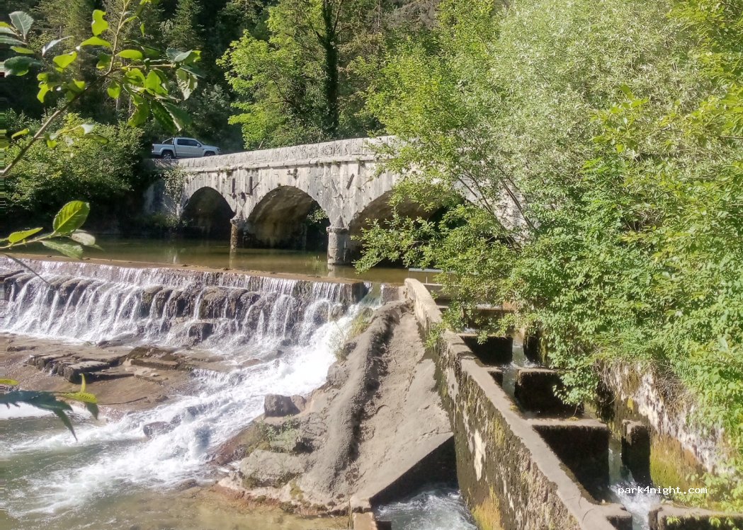 (39200) La Rixouse - Route de Roche Blanche — foto 2