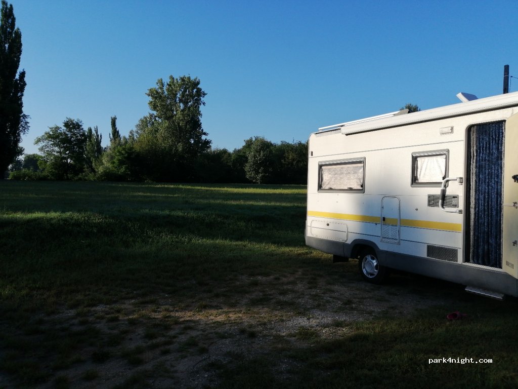 (2112) Veresegyház - 7c Patak utca — foto 2