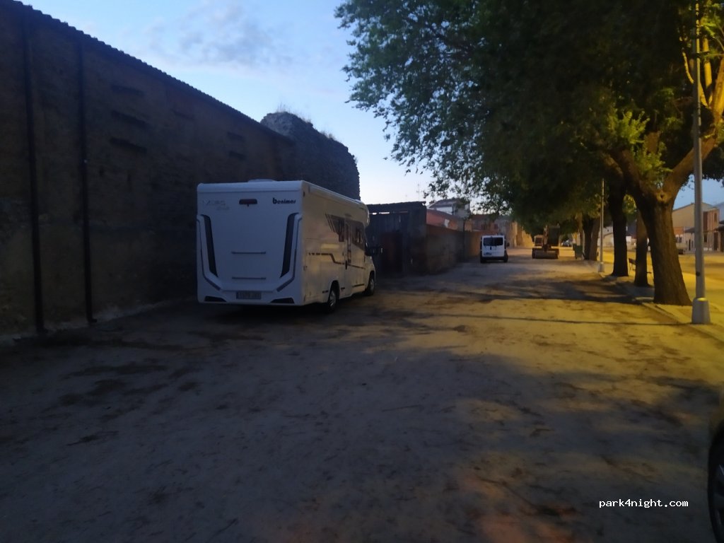(47410) Olmedo - Paseo de san Juan — foto