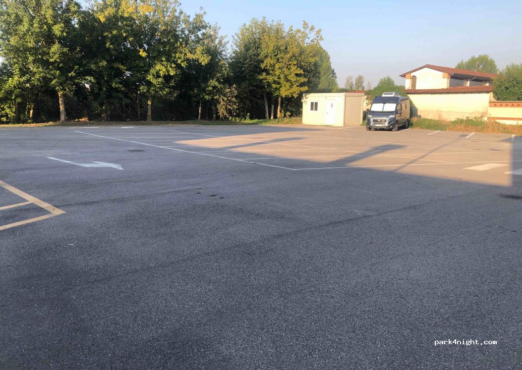 (25020) Bassano Bresciano - 14 Via del Centro Sportivo — foto