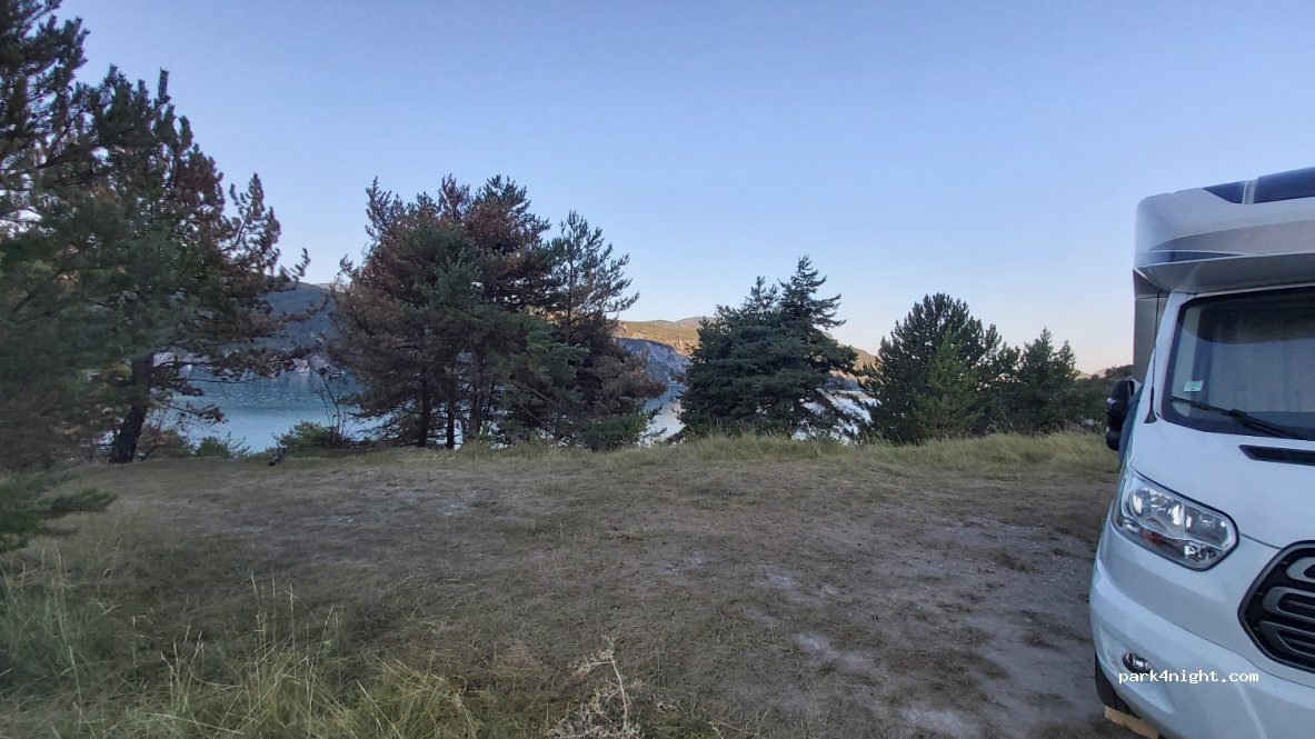 (05160) Le Sauze-du-Lac - D954 — foto
