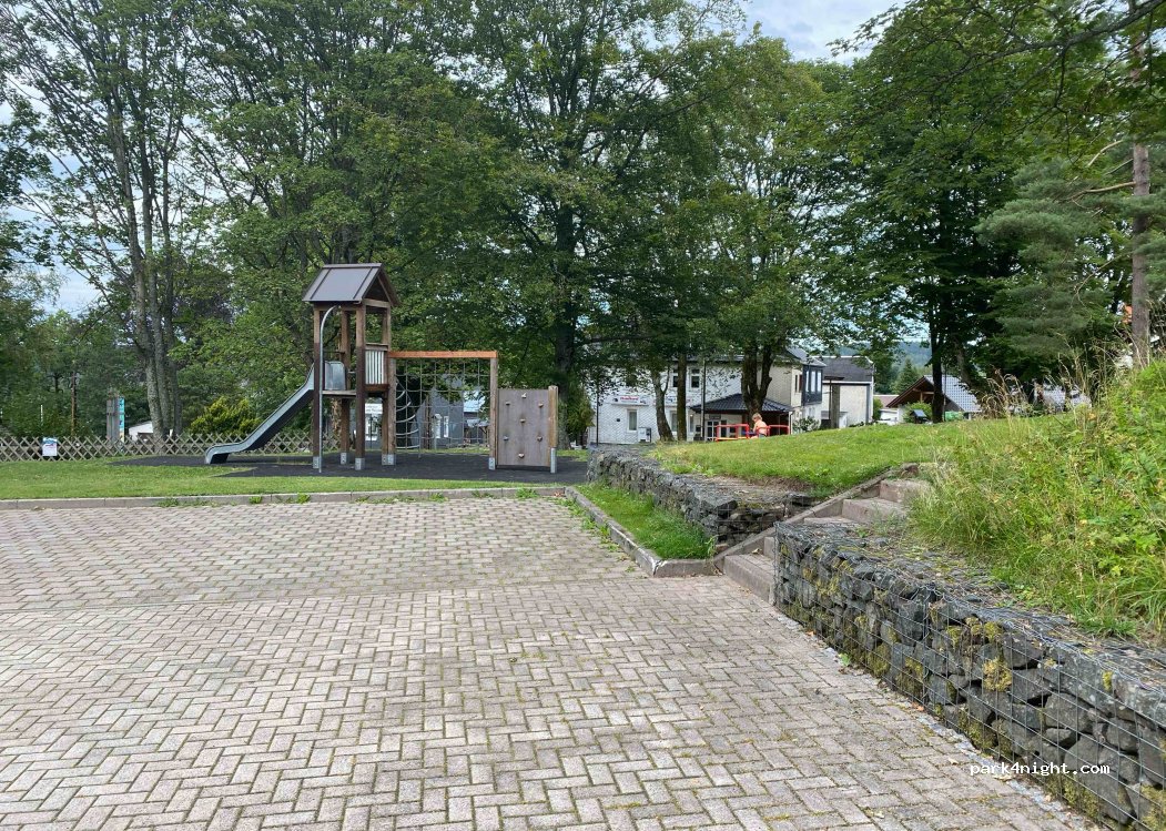 (98559) Gehlberg - 8 Glasmacherstraße — foto