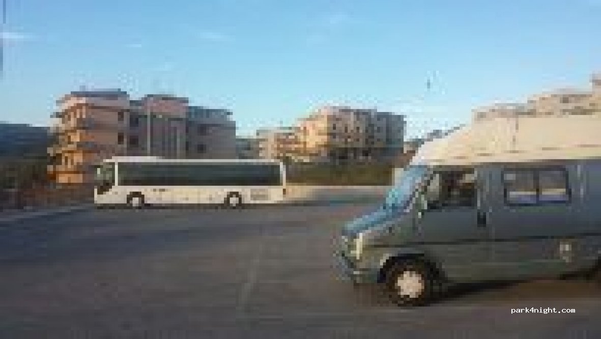 (96017) Noto - Via Alessio di Giovanni — foto