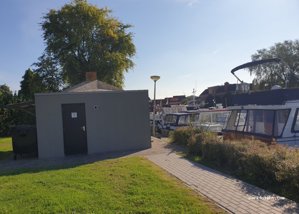 Parking Dorpscentrum De Broeckhof — foto