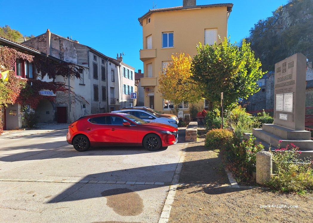 (63320) Saint-Floret - 1 Place du Marronnier — foto 3