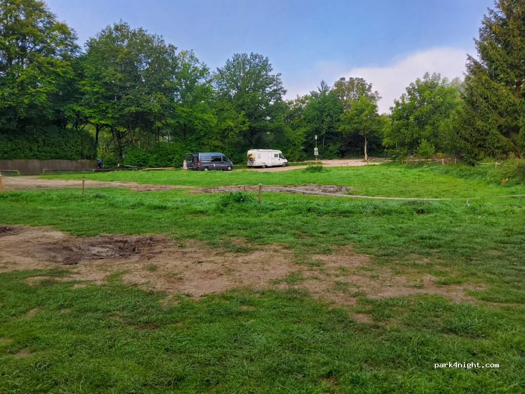 (82319) Starnberg - 31 Schiffbauerweg — foto